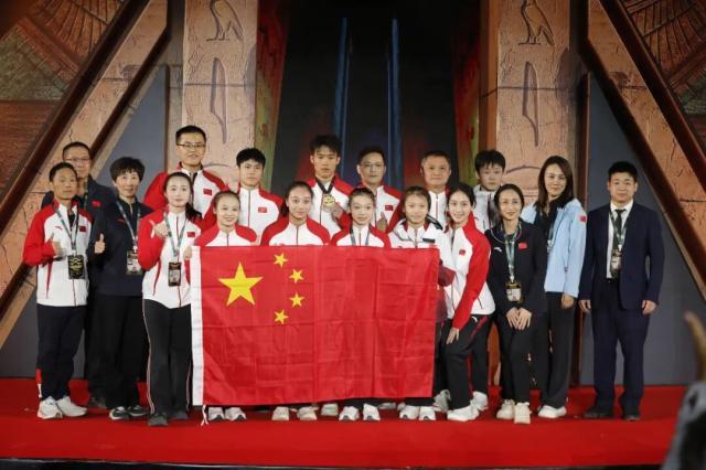 体操世界杯开罗站中国队3金2银3铜 位奖牌榜首位